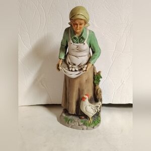 Homco Old Woman Farmer Ceramic Statue Egg Gathering Chicken Vintage 10"